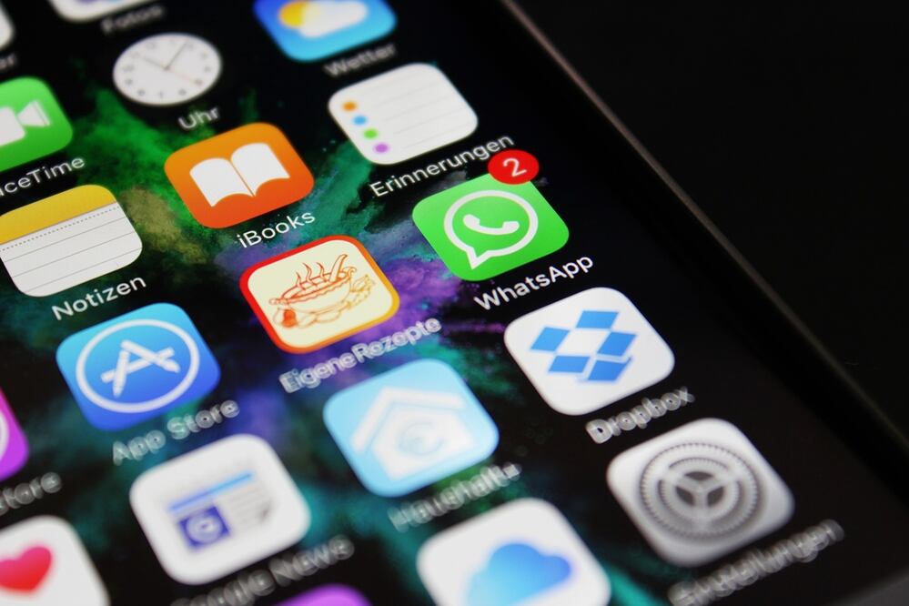Una de las nuevas funciones de WhatsApp para el 2020 es poder escuchar audios en las notificaciones / Foto: Pixabay