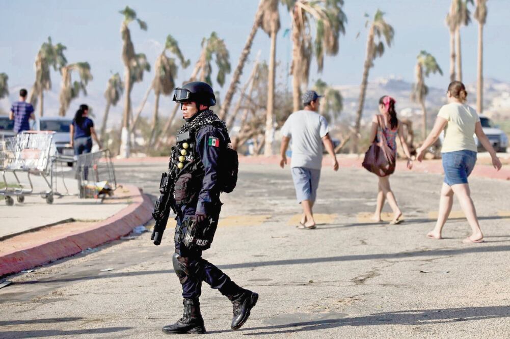 En poco más de una década, la violencia ha golpeado a BCS, en zonas como Los Cabos, que solía ser un destino preferido por personajes de la farándula como las hermanas Kardashian (izq.) Foto: ARCHIVO EL UNIVERSAL
