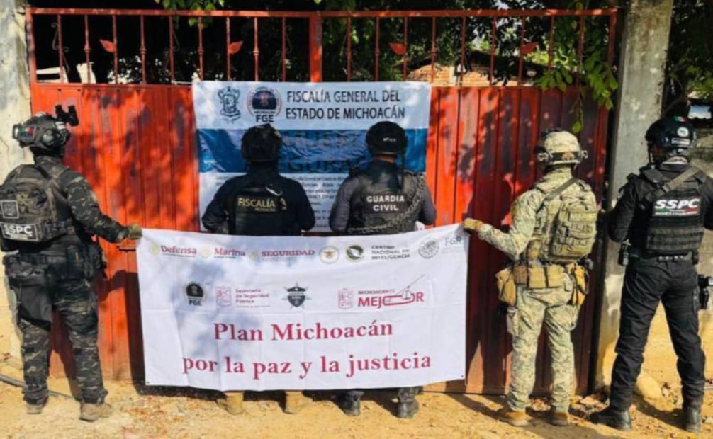 Fuerzas estatales y federales realizan operativo en Tierra Caliente, Michoacán; detienen a 8 presuntos integrantes del CJNG.
Foto: Especial.