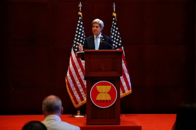 Ofrece Kerry ayuda a Colombia para lograr paz "duradera"