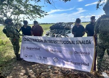 Detienen a 8 hombres con armamento, chalecos tácticos, droga y autos de lujo en Sinaloa