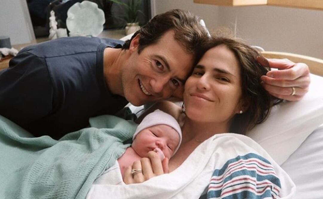 Karla Souza y su esposo Marshall Trenkmann reciben a su hija Giulia.