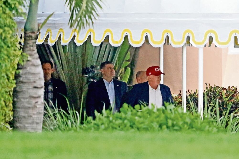 Donald Trump, mandatario electo de EU, en West Palm Beach, Florida (JOE SKIPPER. REUTERS)