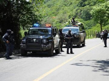 Operativo fronterizo tras enfrentamiento en Chiapas; cuerpos de sicarios siguen sin identificar