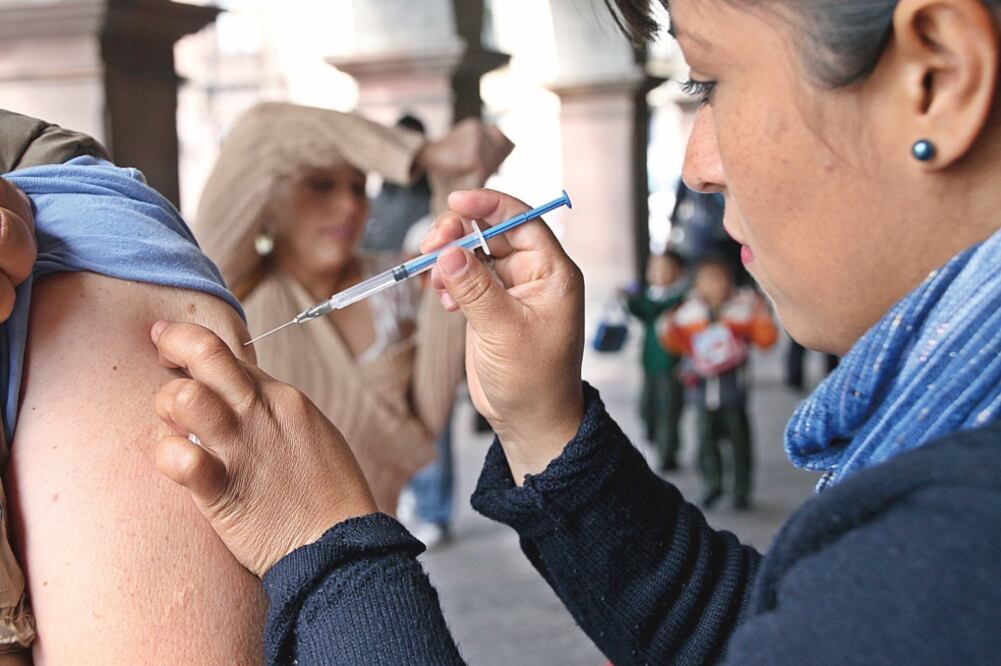El Programa Nacional de Vacunación no contribuyó a la reducción de enfemedades prevenibles por la inoculación, afirma la ASF (ARCHIVO EL UNIVERSAL)