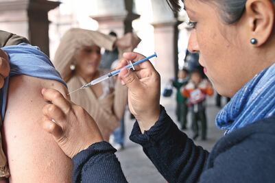 Halla ASF anomalías en programa de vacunación