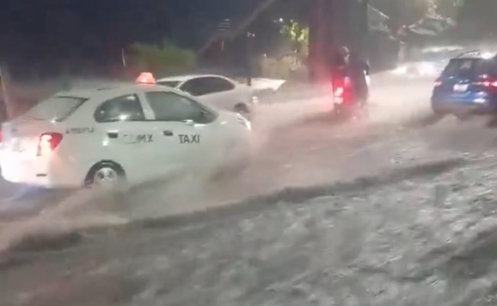 Fuertes lluvias provocan afectaciones en 4 alcaldías; bajopuente de la carretera Picacho-Ajusco es el más afectado.
Foto: Especial.