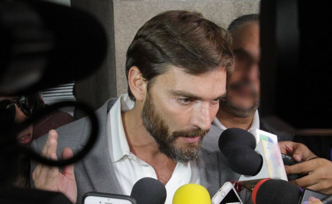 "Ha perdido casi todo el señor", dijo la abogada de Marjorie acerca de la situación de Julián Gil Foto:Archivo