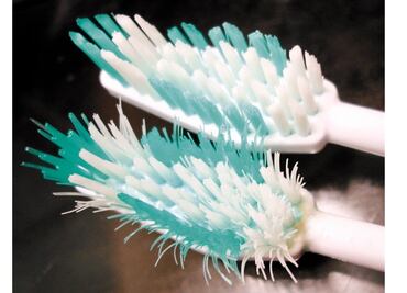 Limpiar mal tu boca propiciaría el cáncer de colon