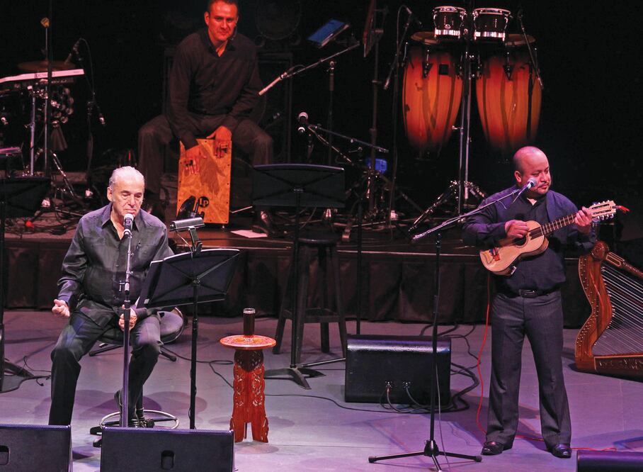 “Mariana”, “Macondo” y “Lágrimas negras” son algunos tema s que interpretó (CLASOS)