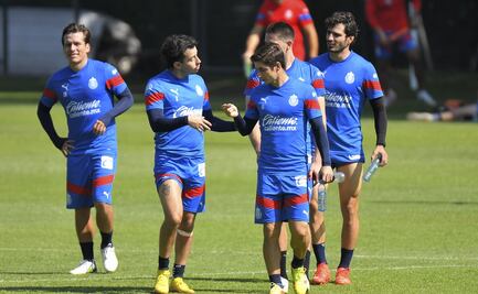Chivas viaja a España con novedades de cantera para disputar los amistosos