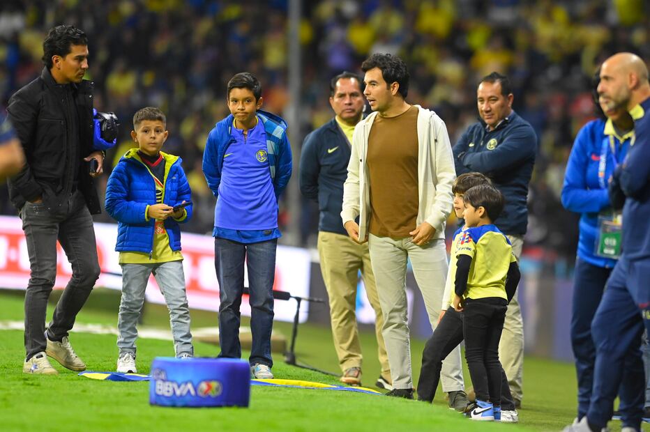Checo Pérez en el Estadio Azteca, durante la final de Apertura 2024 entre América y Tigres - Foto: Imago7