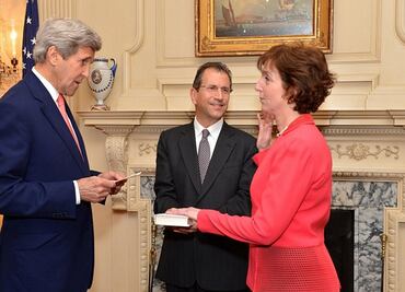 Jura Jacobson como embajadora de EU en México