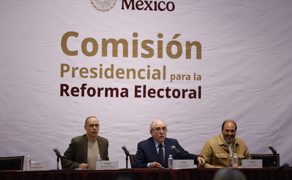 Inicio de las audiencias públicas de la Comisión Presidencial para la Reforma Electoral en el Salón Revolución de la Secretaría de Gobernación este 17 de septiembre de 2025. Foto: Diego Simón Sánchez/ EL UNIVERSAL