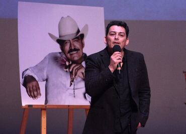 Féretro de Joan Sebastian hará recorrido por el DF