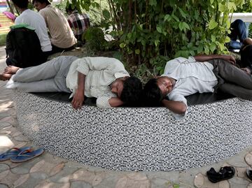 Reporta Nueva Delhi primera muerte por insolación, en medio de ola de calor extremo