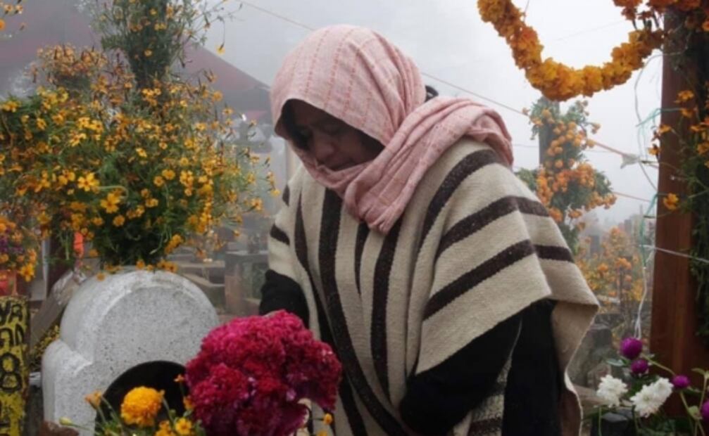 Entre montañas, mixes llaman a sus muertos y honran a Konk änää