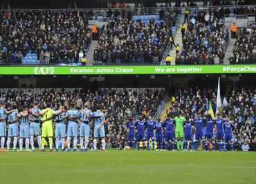 City y Chelsea guardan minuto de silencio por club Chapecoense