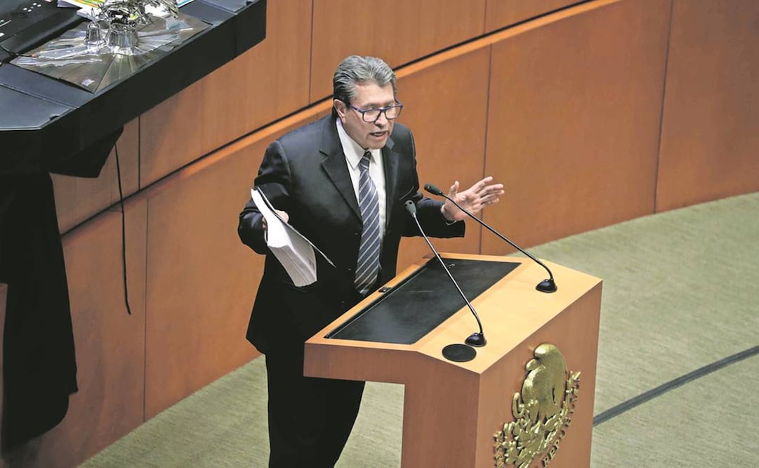 Legislador guinda quiso quedar bien con Dios y el diablo