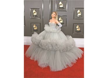 Alfombra de los Grammy, con glamour y extravagancias