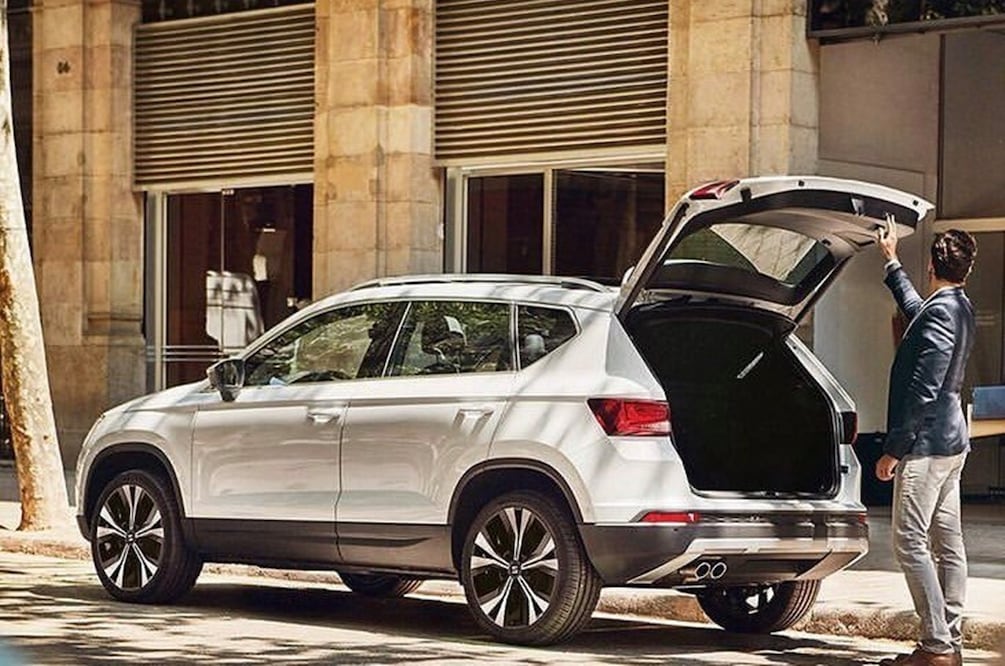 Puedes adquirir un carro en menos de 250 mil pesos con gran espacio en la cajuela / Foto: Instagram @seatmexico