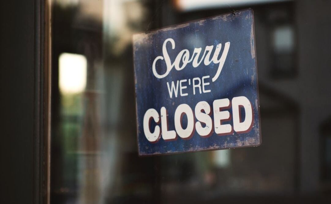 El letrero ha sido viral en Twitter y los internautas ansían saber cómo siguió la historia. Fuente: Unsplash.com