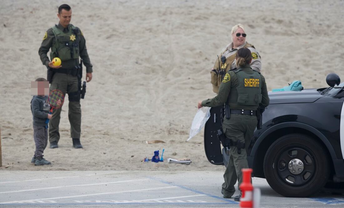 Noah Clare de 3 años fue encontrado con su prima de 16 años, mientras su padre presenta cargos por secuestro.  Foto: AP