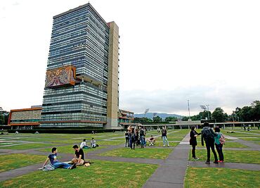 En la ruta final por Rectoría