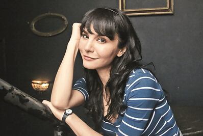 Martha Higareda, la mexicana mejor vestida en los Globos de Oro