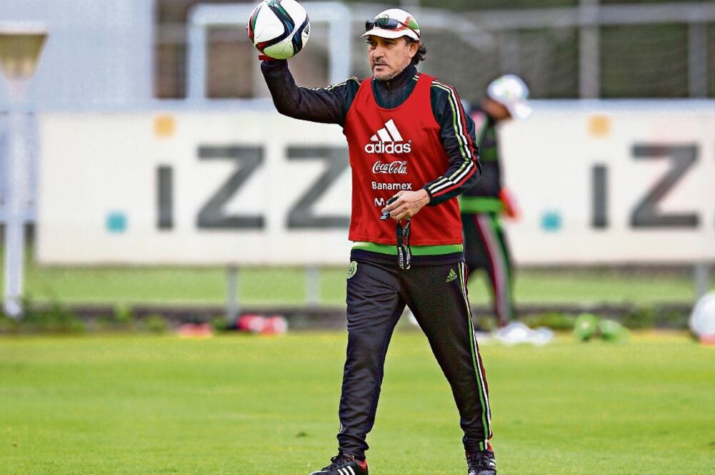 El entrenador trabaja para armar a la mejor Selección olímpica. ARCHIVO. EL UNIVERSAL
