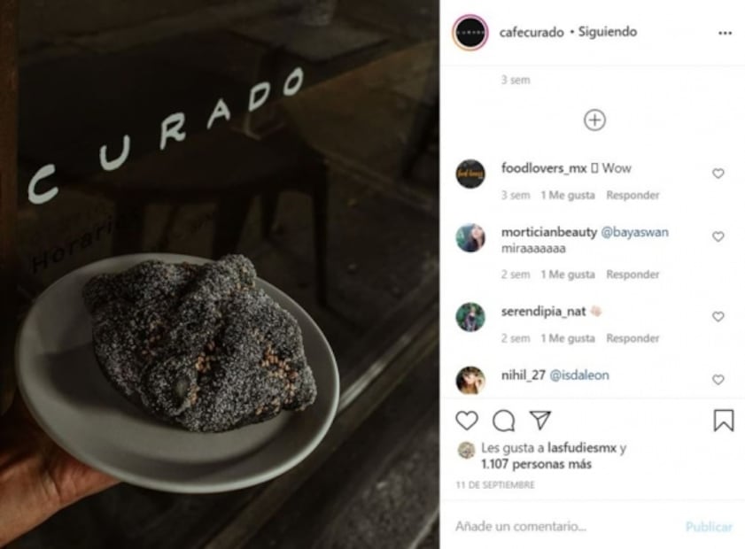 Pan de muerto negro, una delicia que no puedes dejar de probar
