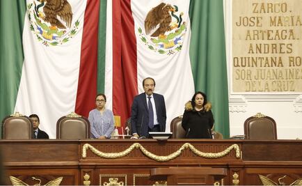 Minuto de silencio en Congreso de la CDMX en memoria de Alonso y Moreno Valle