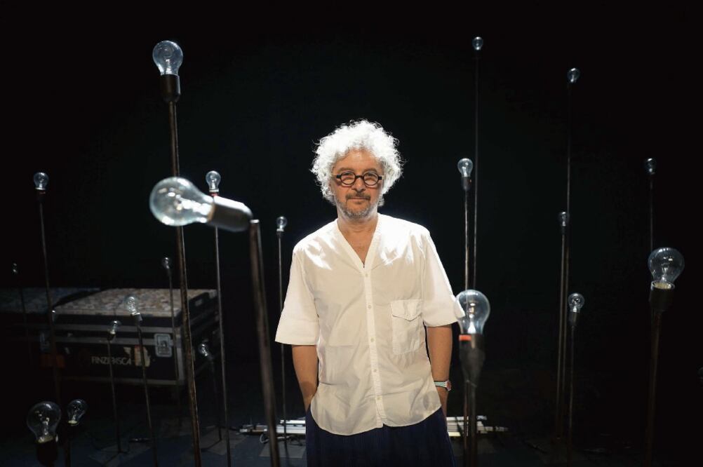 Daniele Finzi Pasca escribió la obra y la dirige. Foto: JUAN CARLOS REYES. EL UNIVERSAL