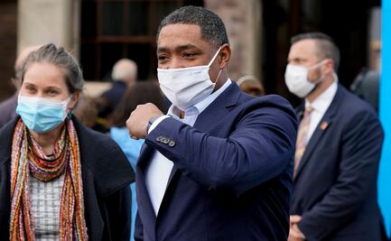 Cedric Richmond, asesor cercano de Joe Biden, da positivo a Covid-19