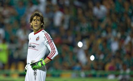 Cirilo Saucedo no jugará con Monarcas