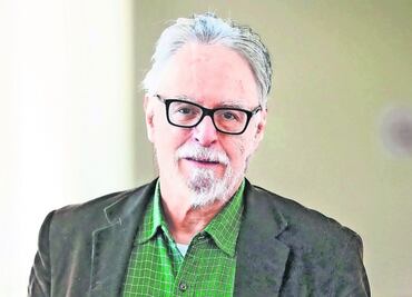 Dan tributo a David Huerta con antología póstuma