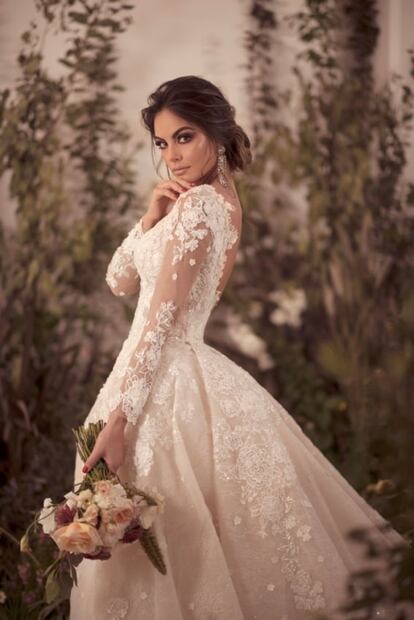 Ximena Navarrete es la nueva imagen de la colección de novias de Benito Santos
