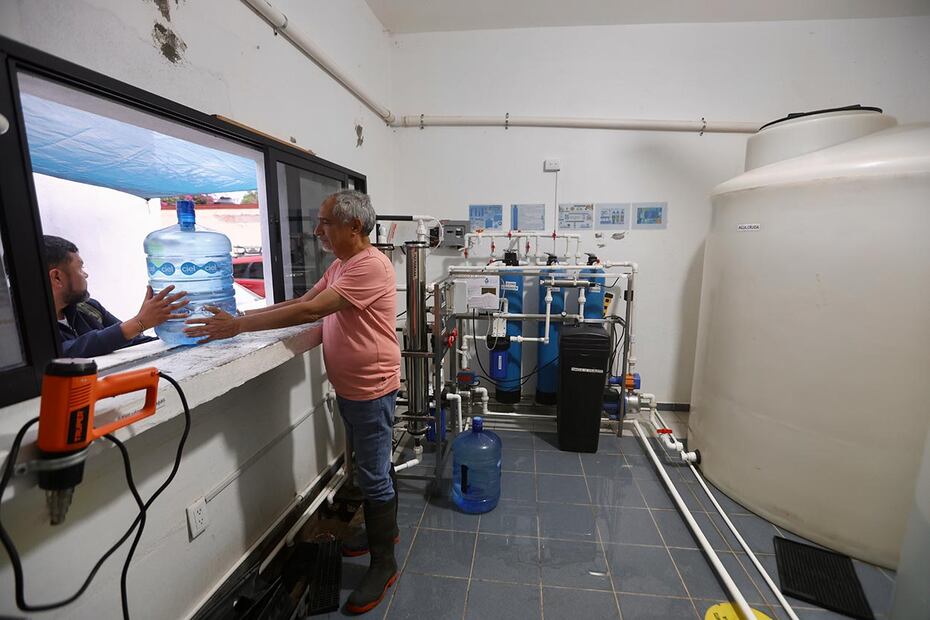 La planta purificadora de San Diego de la Unión es la única alternativa que tiene la población para acceder al agua purificada sin costo. Sin embargo, no todos los habitantes tienen la capacidad de trasladarse a la cabecera municipal.