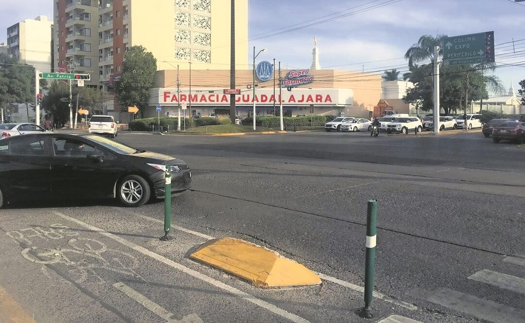 En la zona donde ocurrió la detención de Rosalinda González Valencia, repleta de negocios, restaurantes y bares, nadie puede dar cuenta de lo que ocurrió ni observó un despliegue operativo inusual o que llamara la atención. Foto: Raúl Torres. El Universal