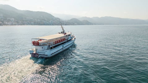 Estrenan ferry de Puerto Vallarta a Yelapa