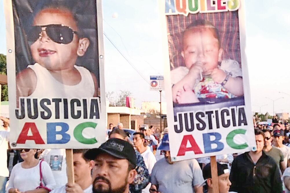 Investigación. Según padres de las víctimas, el incendio en la guardería fue provocado en una bodega de Hacienda contigua a la zona. (ESPECIAL)