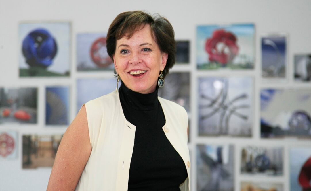 El Instituto Politécnico Nacional honra a la escultora con la exposición "Yvonne Domenge. Homenaje", compuesta por 150 piezas.