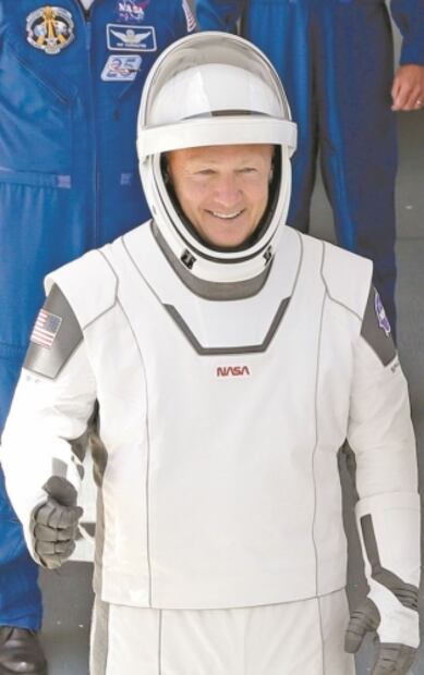 Washington inicia carrera comercial rumbo al espacio