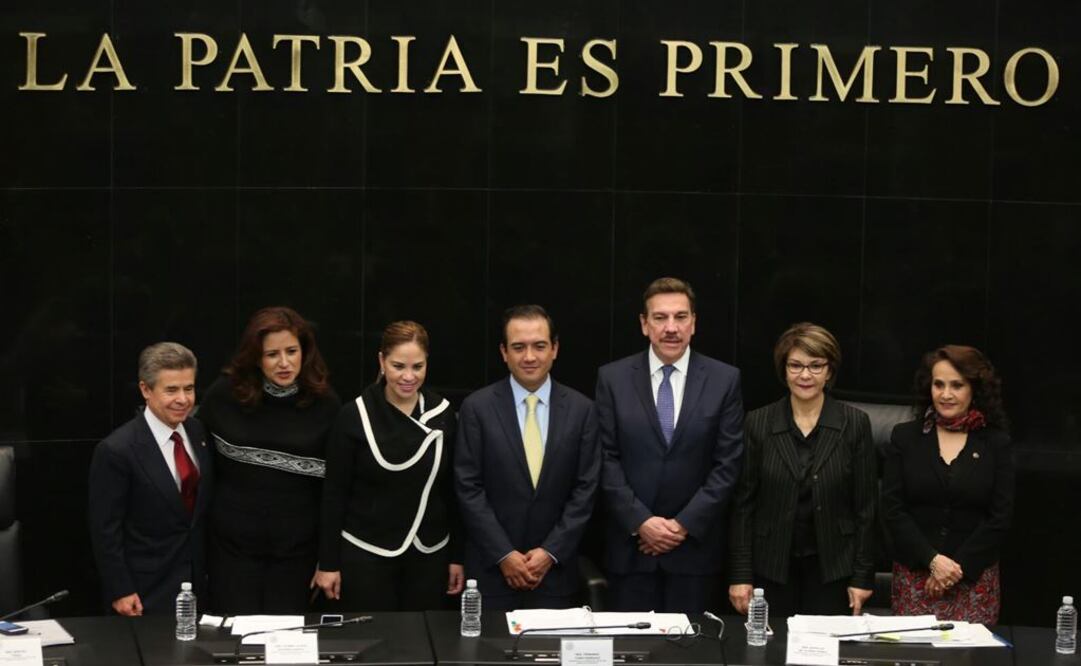 Comparece en el Senado Laynez, candidato a ministro