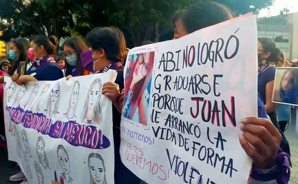 Mi hija no se graduó, no cumplió muchos de sus sueños, clama madre en marcha del 25N