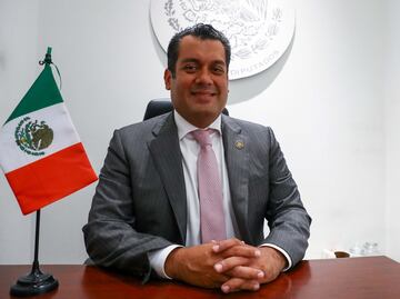 El diputado que es un perfecto desconocido por AMLO