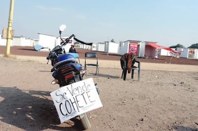 Artesanos exigen abrir el tianguis de San Pablito