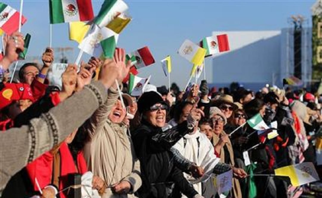 One of the chants is "Francis, brother, now you are Mexican," a phrase that rhymes in Spanish. (Photo: AP) 
