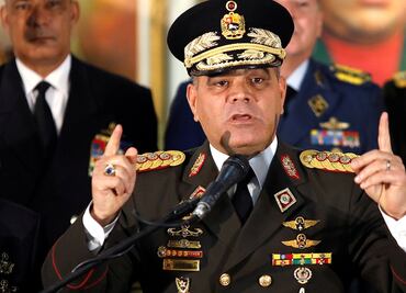 Venezuela anuncia "refuerzo especial" de presencia militar en 5 estados