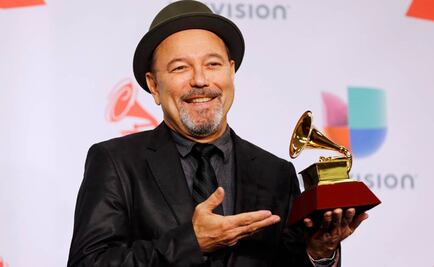 Rubén Blades se levanta con un Grammy